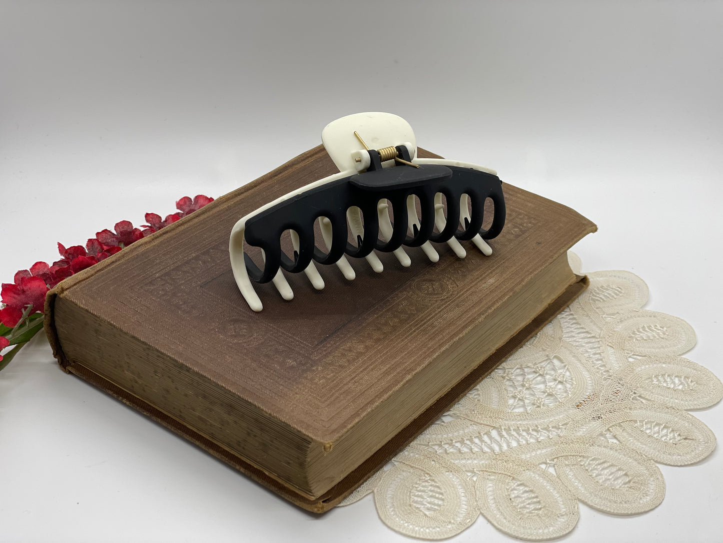 Portland Two Toned Hair Claws