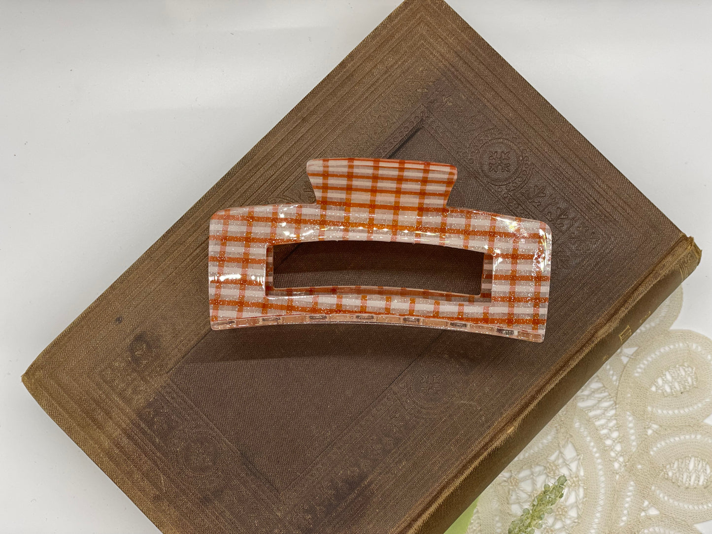 Retro Charlotte Hair Claws