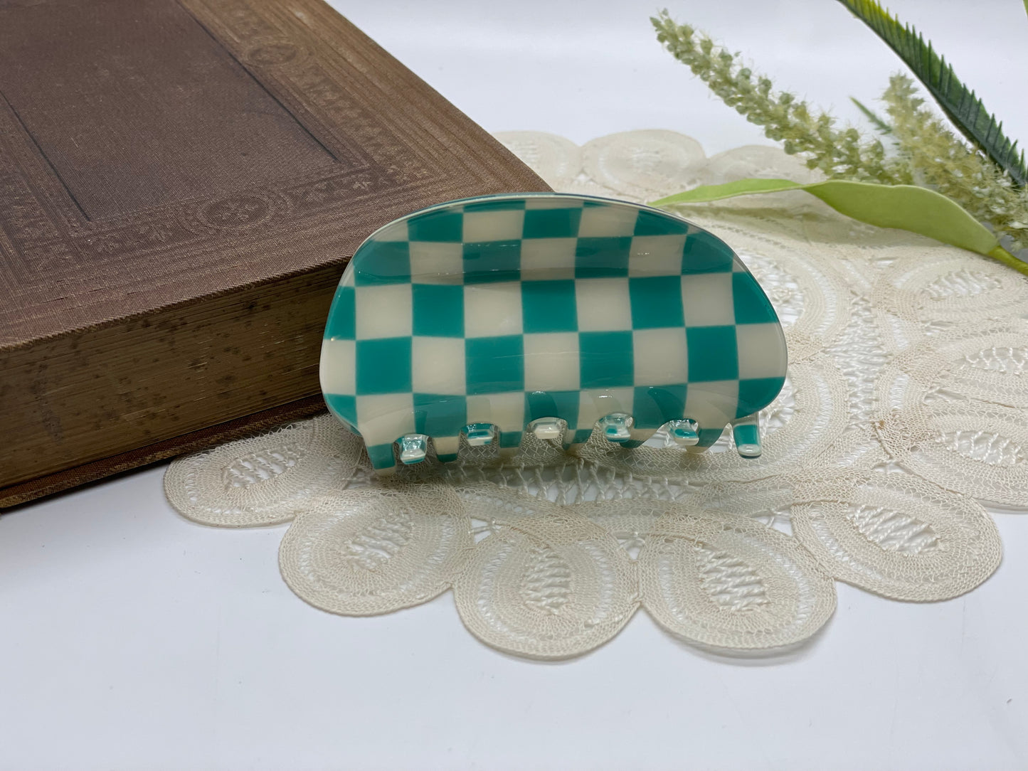 Tokyo Checkered Hair Claws