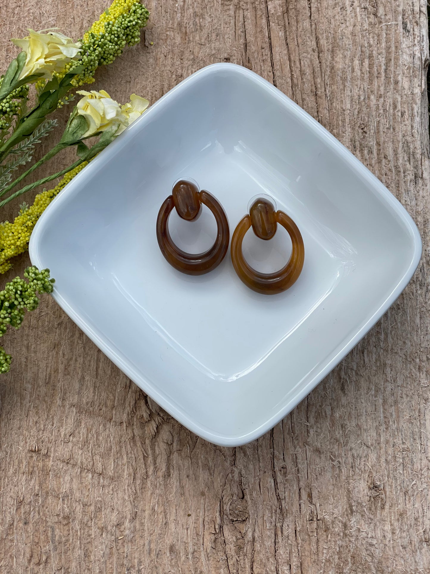 Brown Oval Earrings