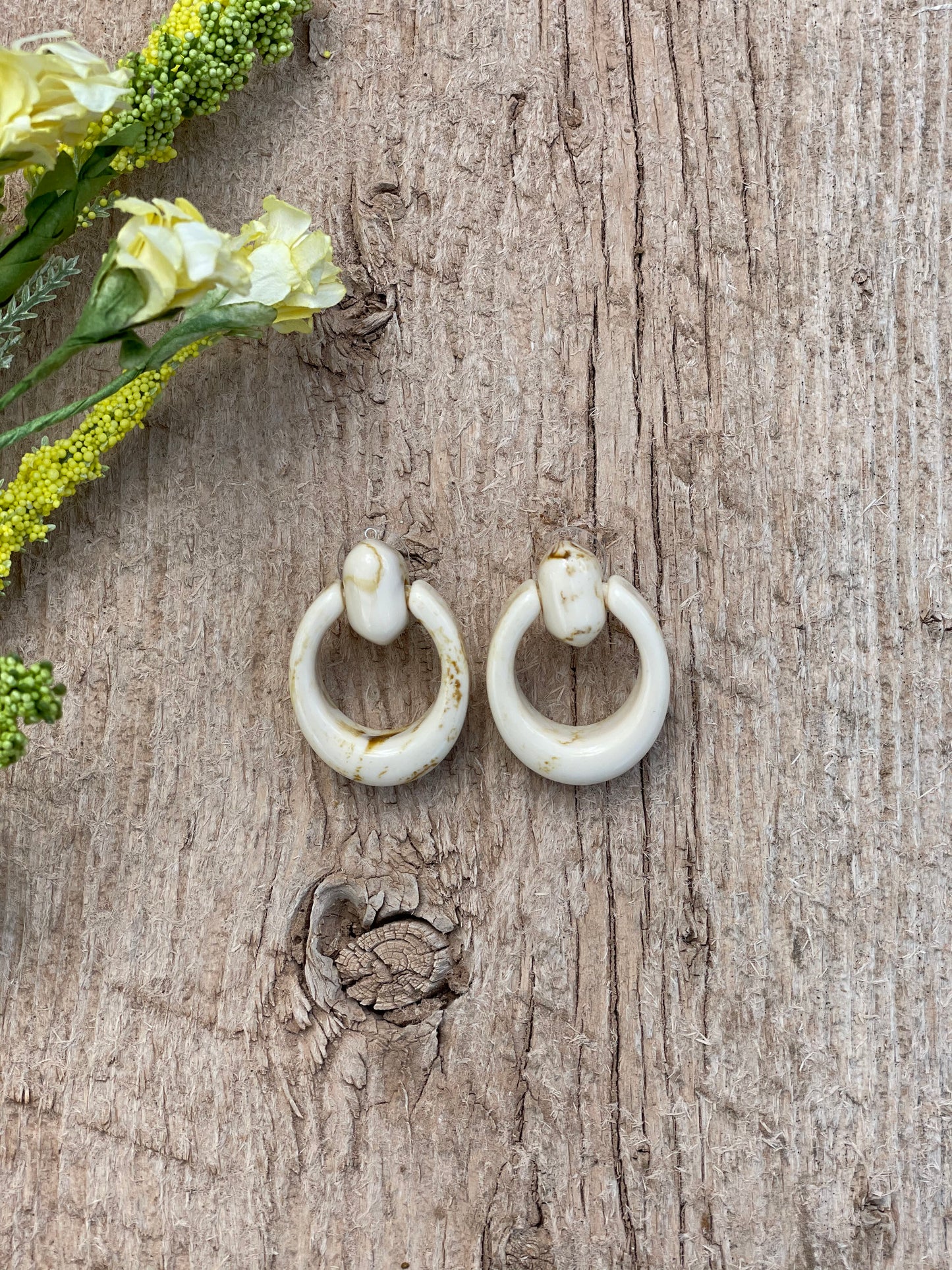 Cream Oval Earrings