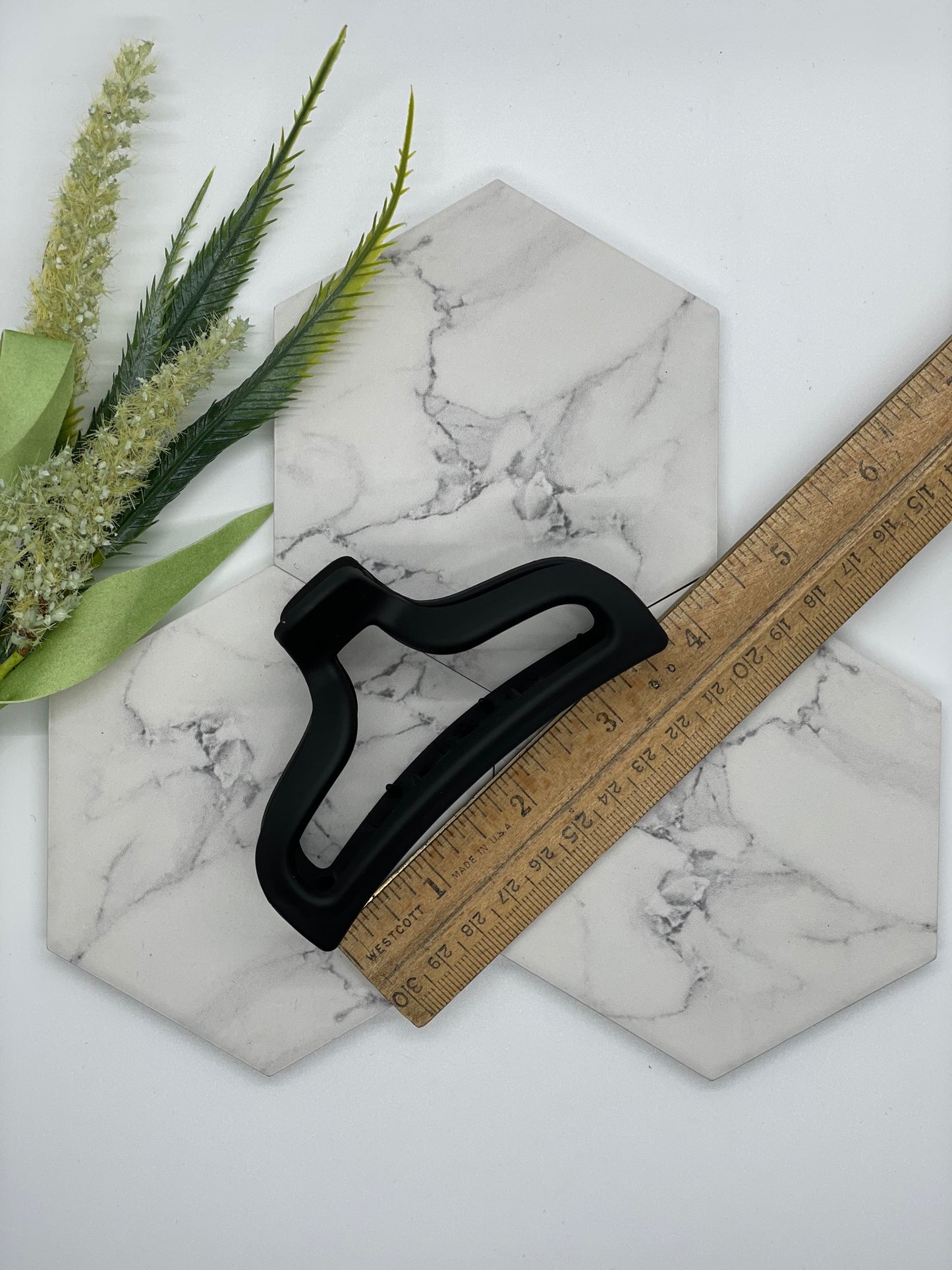 Denver Matte Hair Claw (Group A)