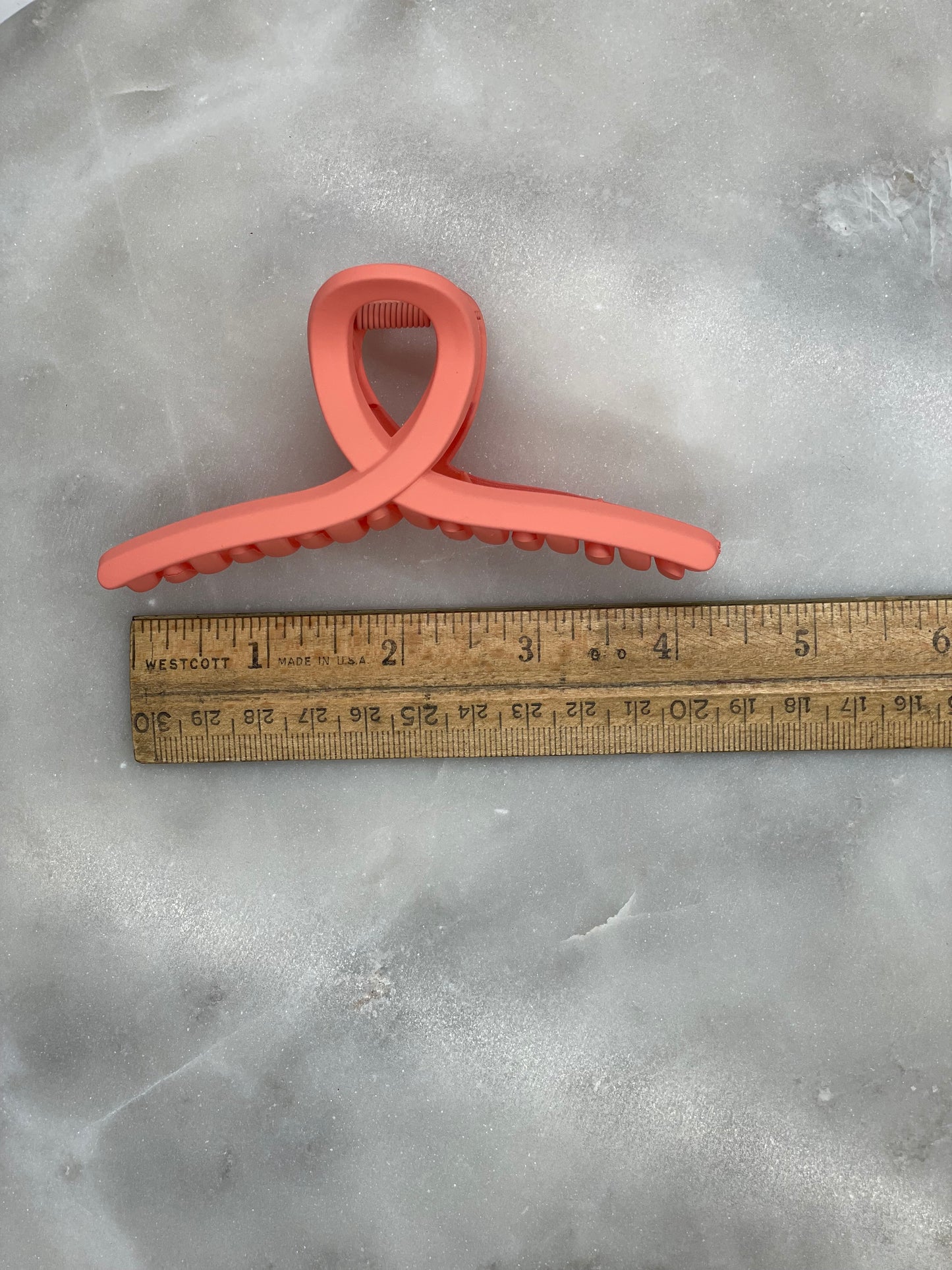 Hartford Bright Hair Claws