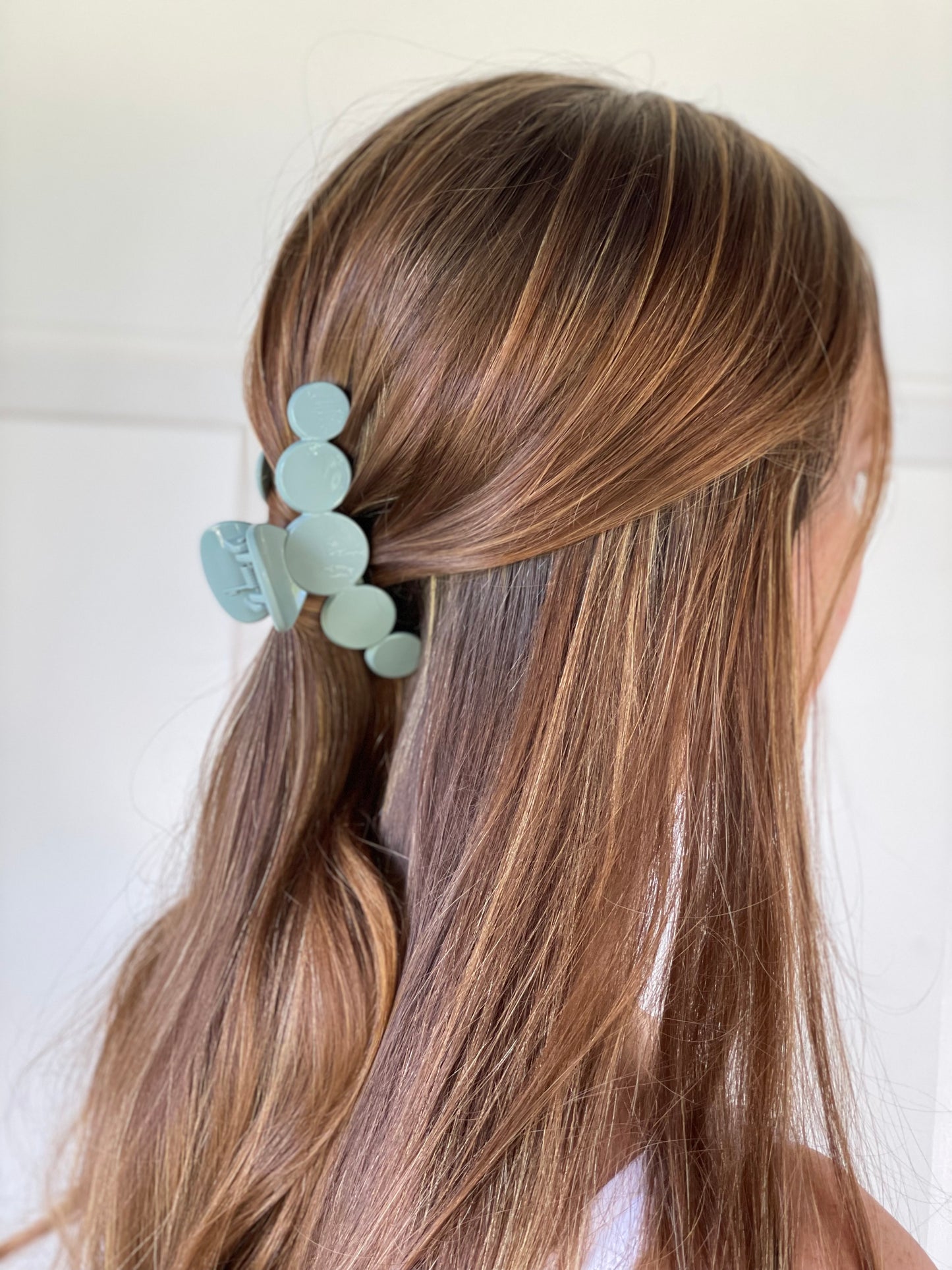 Olympia Solid Hair Claws