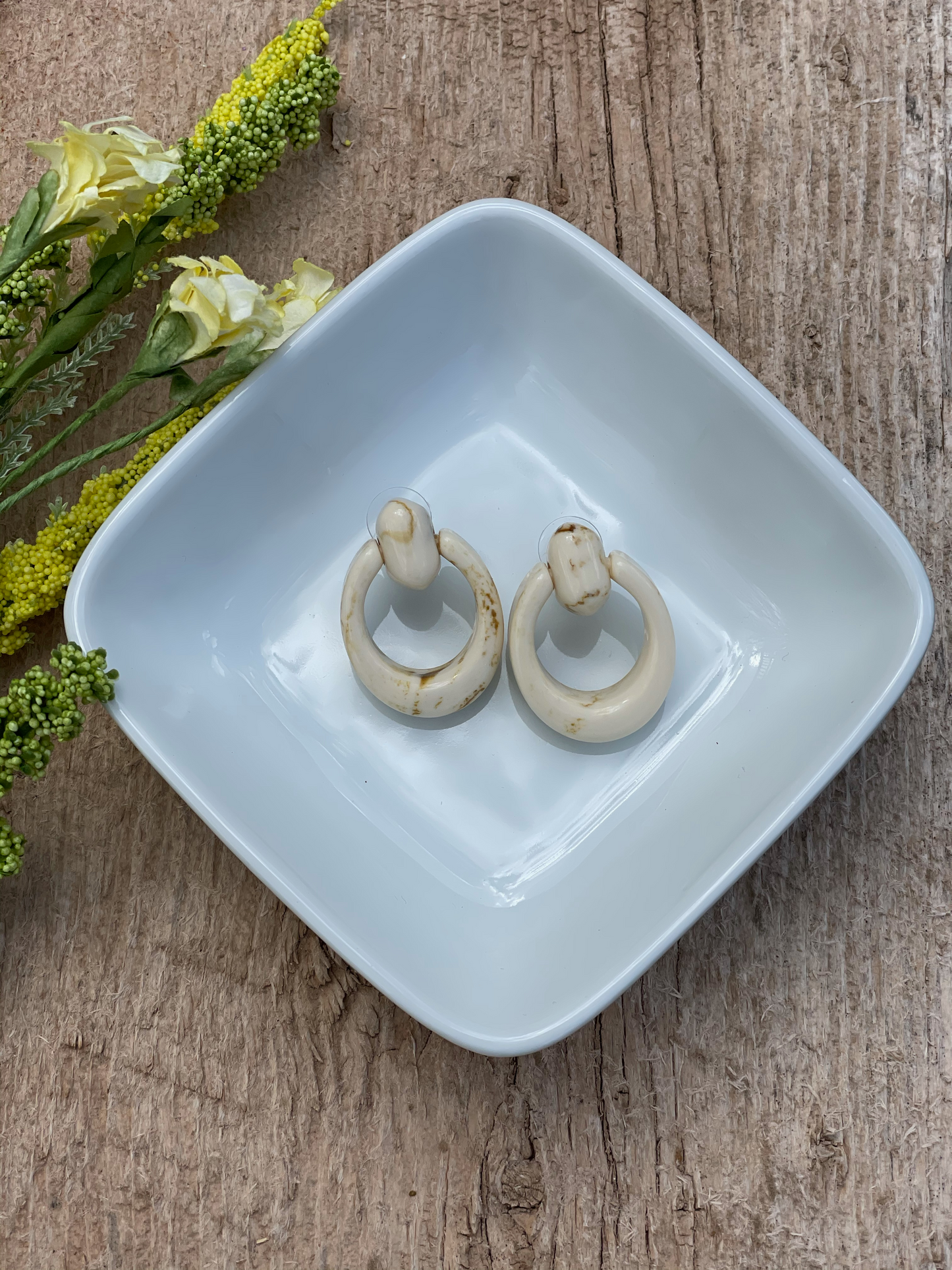 Cream Oval Earrings